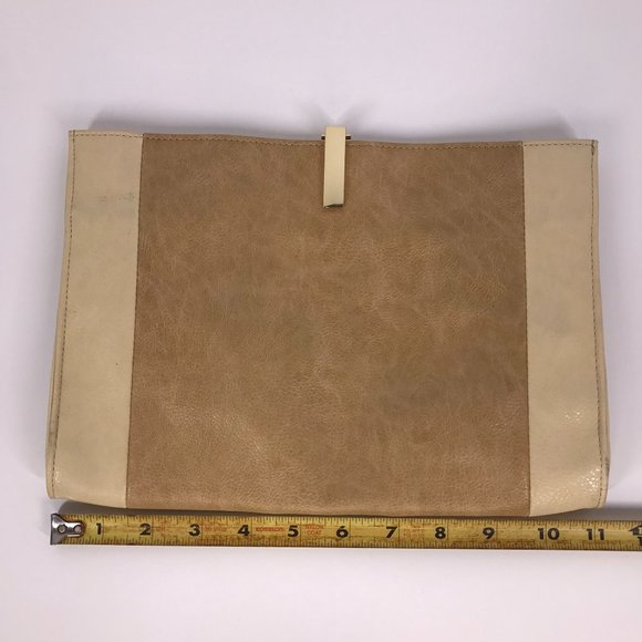 Vintage The Limited Beige and Cream Monochrome Neutral Gold Hardware Clutch - Picture 8 of 11